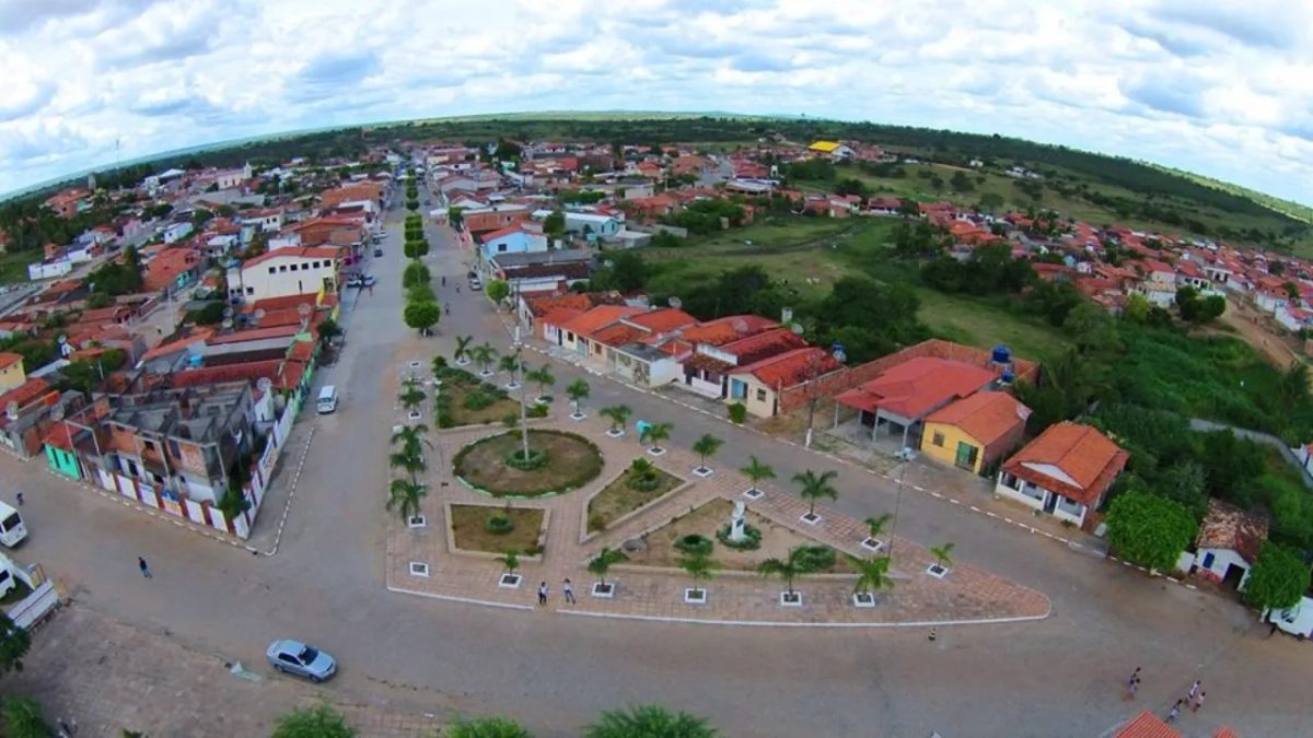 Câmara de cidade da Bahia realiza nova eleição para presidente após decisão judicial