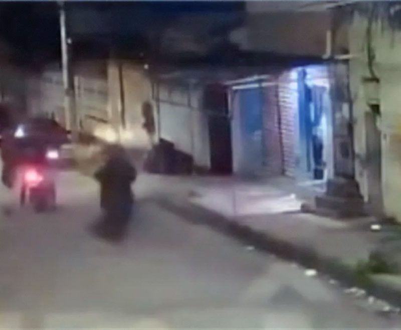 Câmera flagra execução de comerciante em São Gonçalo