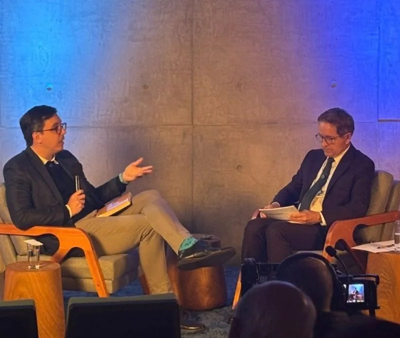 Campanha de Renan Santos propõe regionalizar o SUS