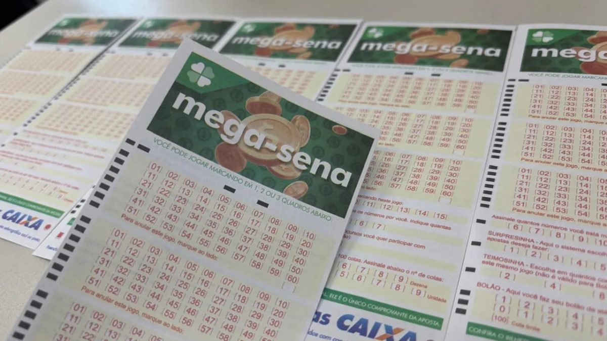 Cinco apostas do Paraná acertam a quina da Mega-Sena e levam prêmios; veja valores e cidades