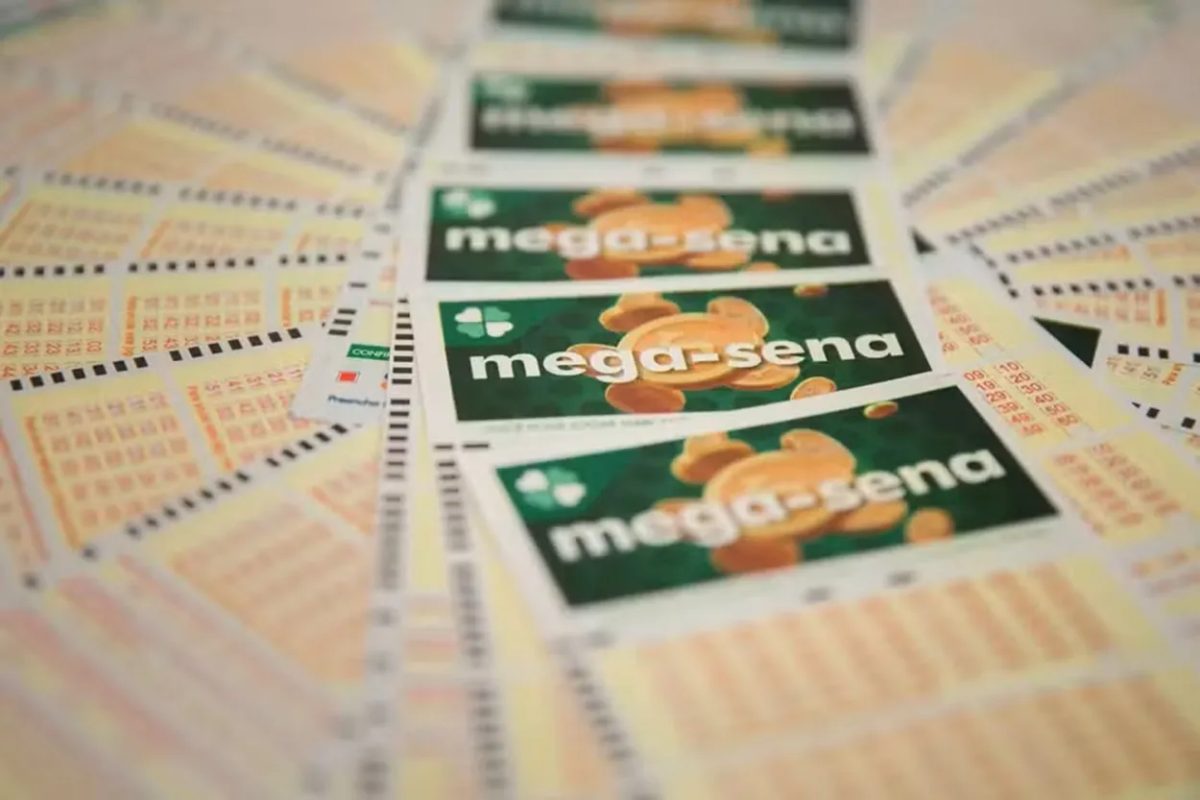 Dois bolões do Paraná passam perto do prêmio máximo da Mega-Sena e levam R$ 126 mil cada; veja cidades