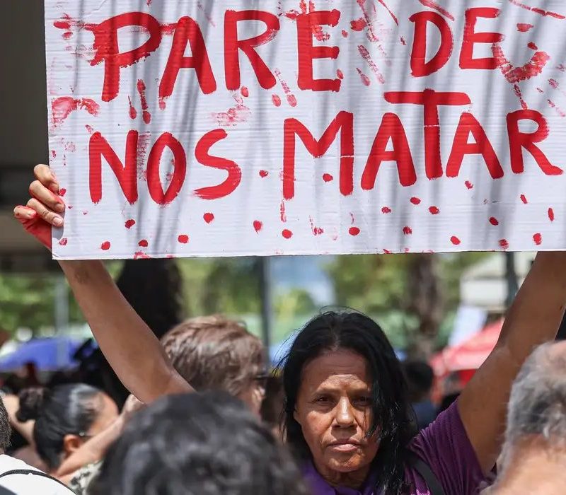 Entidades denunciam agressões às mulheres que disputam cargos