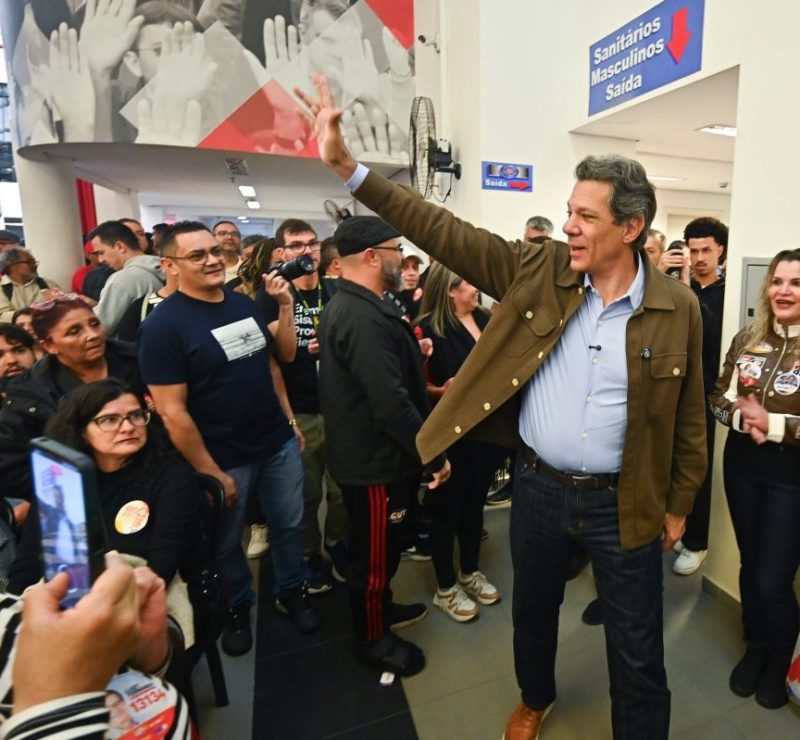 Haddad propõe mudar currículo do Ensino Médio em SP para preparar trabalhadores para ‘indústria 4.0’