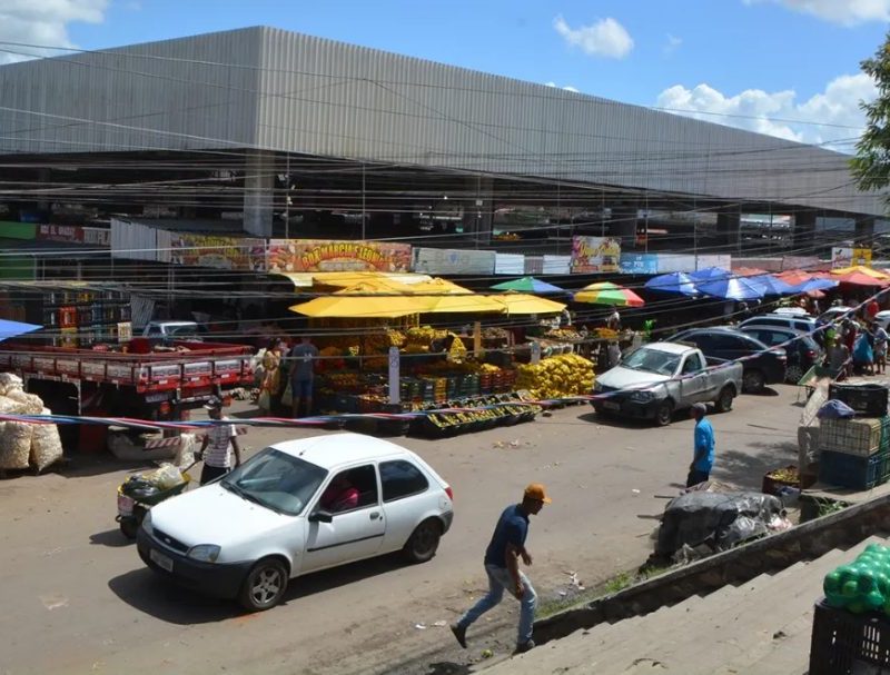 Homem é morto a pedradas em Centro de Abastecimento na Bahia