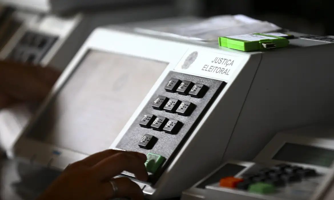 Justiça Eleitoral realiza audiência pública de carga e lacre das urnas em São Luís nesta sexta-feira (25)