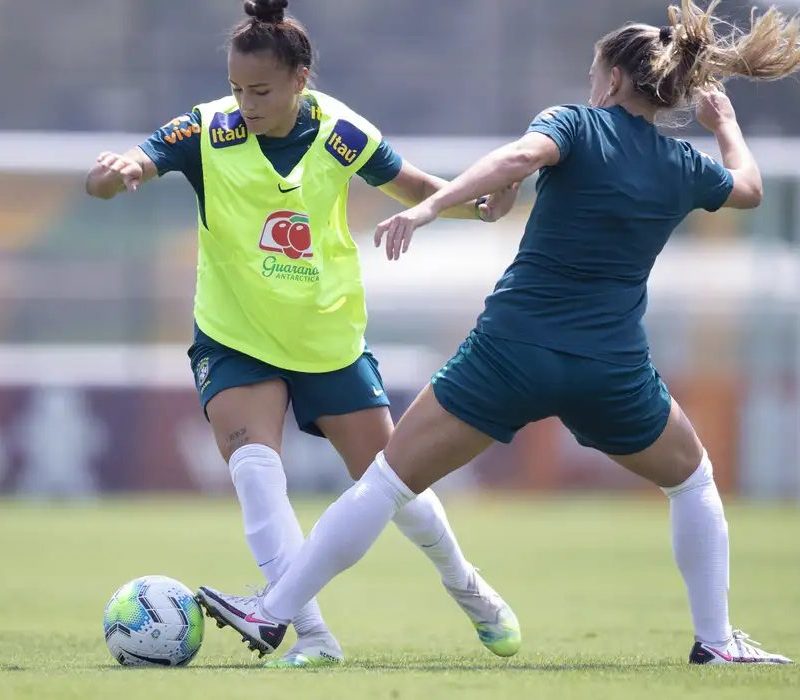 Lei cria diretrizes permanentes para o futebol feminino no Brasil