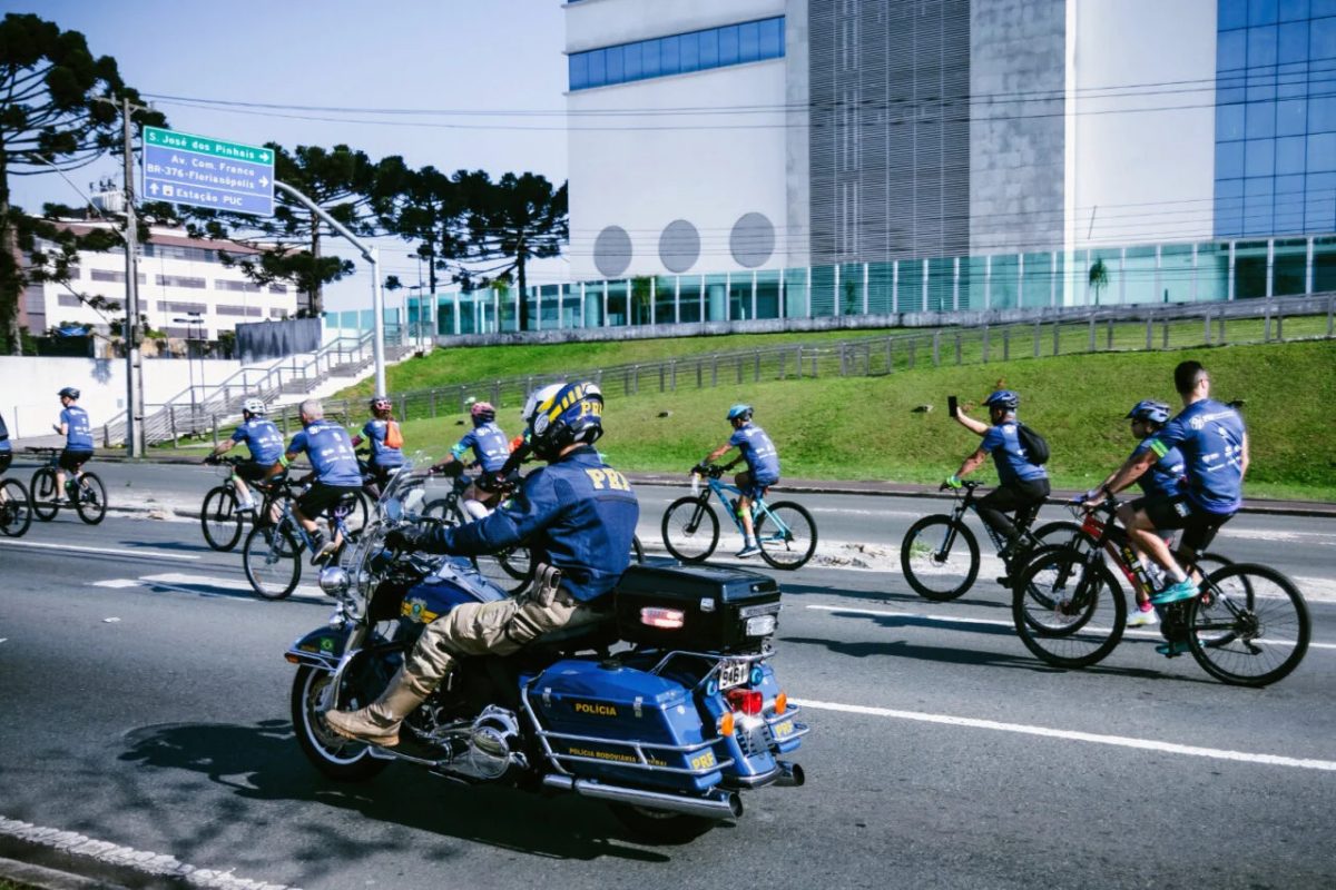 Passeio ciclístico da PRF bloqueia ruas de Curitiba neste domingo; veja o trajeto