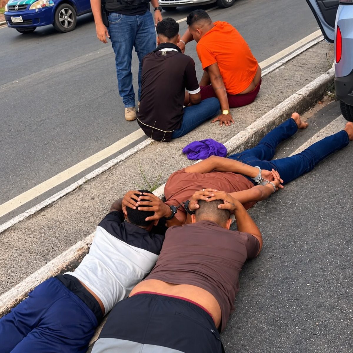 Polícia prende cinco suspeitos e apreende armas após assalto na Av. São Luís Rei de França