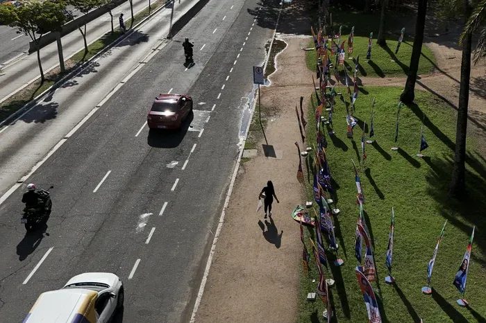Porto Alegre suspende wind banners após previsão de chuva forte e ventania