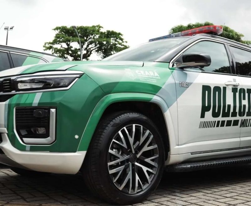 Suspeito morre em ação da PM após casa de policial ser atingida por tiros no Ceará