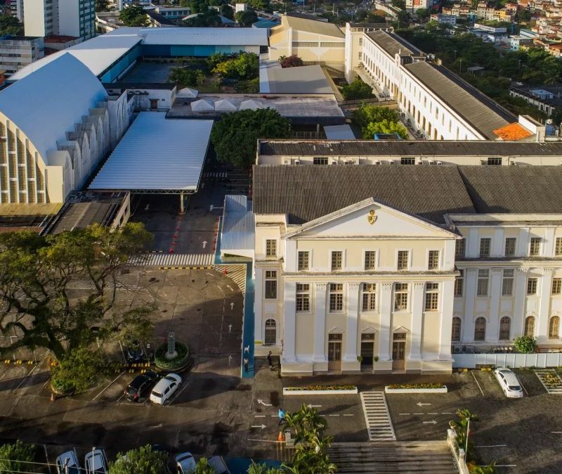 Tradicional colégio em Salvador oferece 40 bolsas integrais para Ensino Médio em 2027; veja como se inscrever