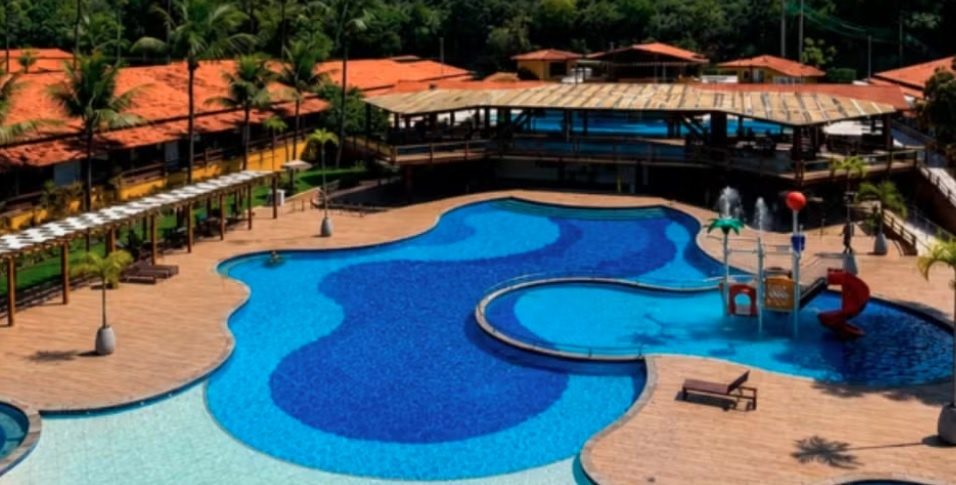 Vigilância investiga casos de hóspedes com sintomas gastrointestinais em resort na Bahia