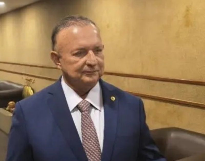 Adolfo Menezes adia ida ao TCM para reforçar a campanha de Lula na Bahia
