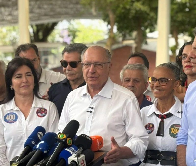 Alckmin defende convencer classe média em ato de judeus pró-Lula em SP