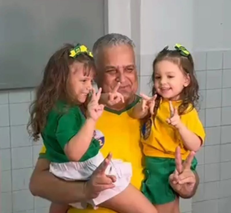 Alfredo Gaspar, candidato a vice-presidência com Flávio Bolsonaro, vota em Maceió