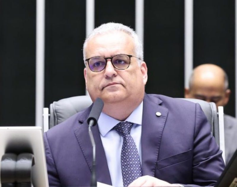 Alfredo Gaspar confirma agendas de Flávio Bolsonaro na Bahia após apoio de Neto