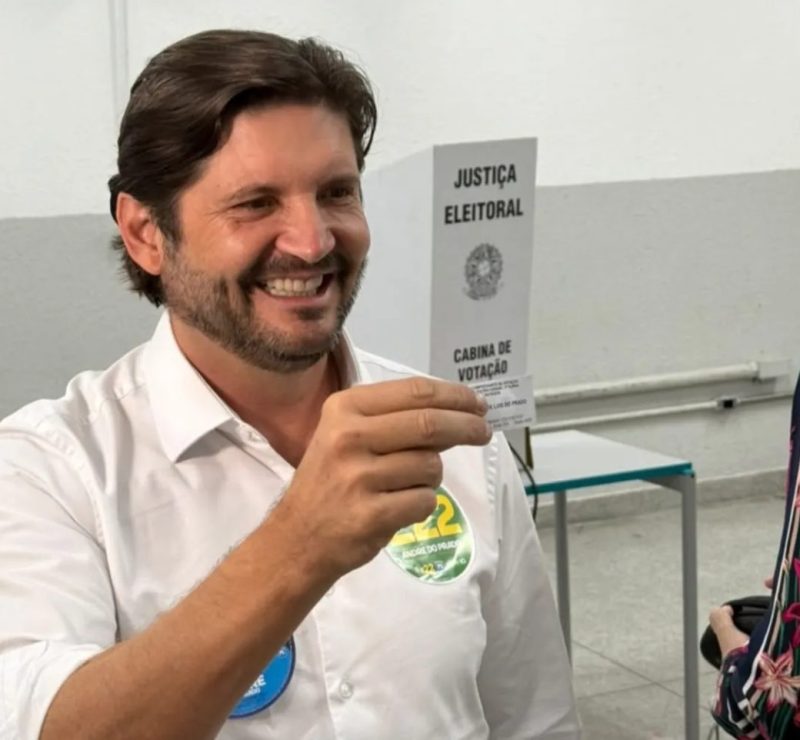André do Prado é eleito senador por SP após campanha apoiada por Tarcísio e Flávio Bolsonaro