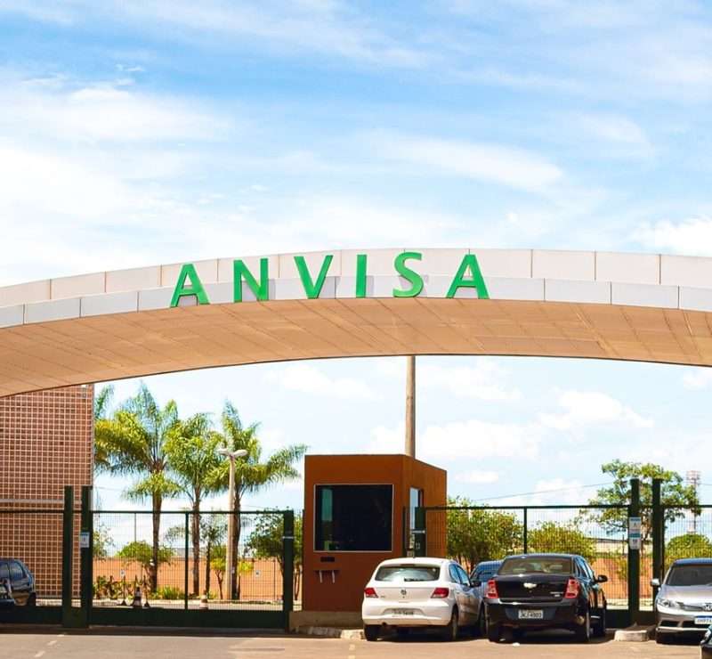 Anvisa proíbe produto para unhas que promete eliminar fungos e bactérias