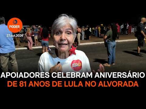 Apoiadores exaltam trajetória de Lula no seu aniversário de 81 anos
