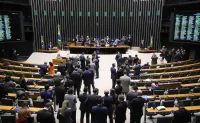 Após rejeitar federação com PT, PSOL “perde” 7 cadeiras na Câmara