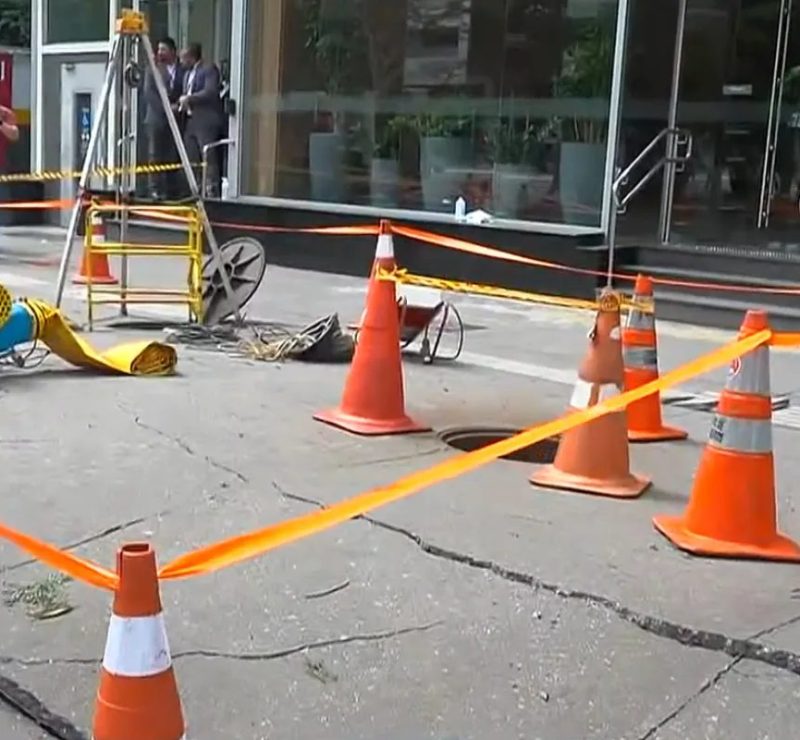 Boca de lobo explode e deixa 3 pessoas feridas na Avenida Paulista, em SP