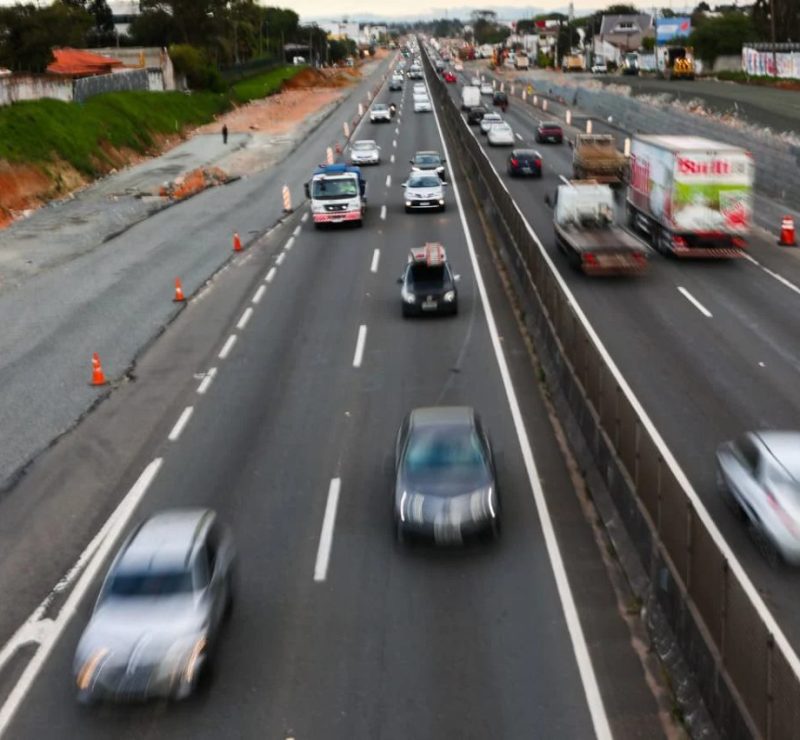 BR-277 registra movimento intenso na volta das praias do Paraná
