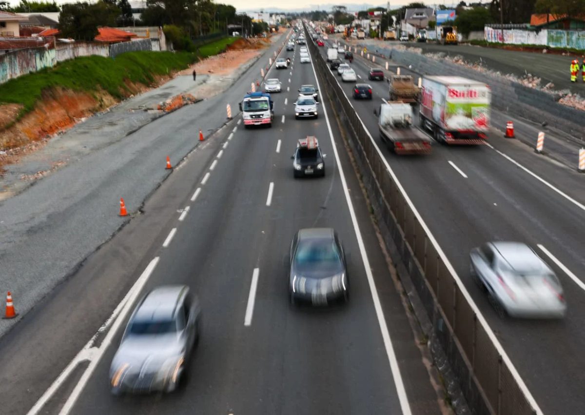 BR-277 registra movimento intenso na volta das praias do Paraná