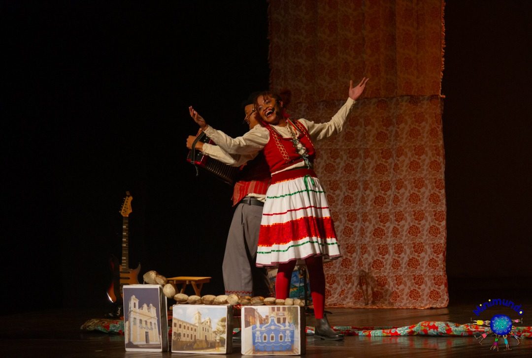 Caravana Arte em Movimento leva teatro e circo gratuitos a comunidades quilombolas do Maranhão