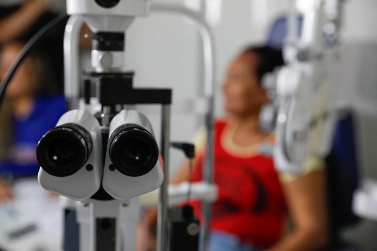 Carreta de Oftalmologia oferece consultas, exames e cirurgia de catarata gratuitos na Bahia; saiba mais