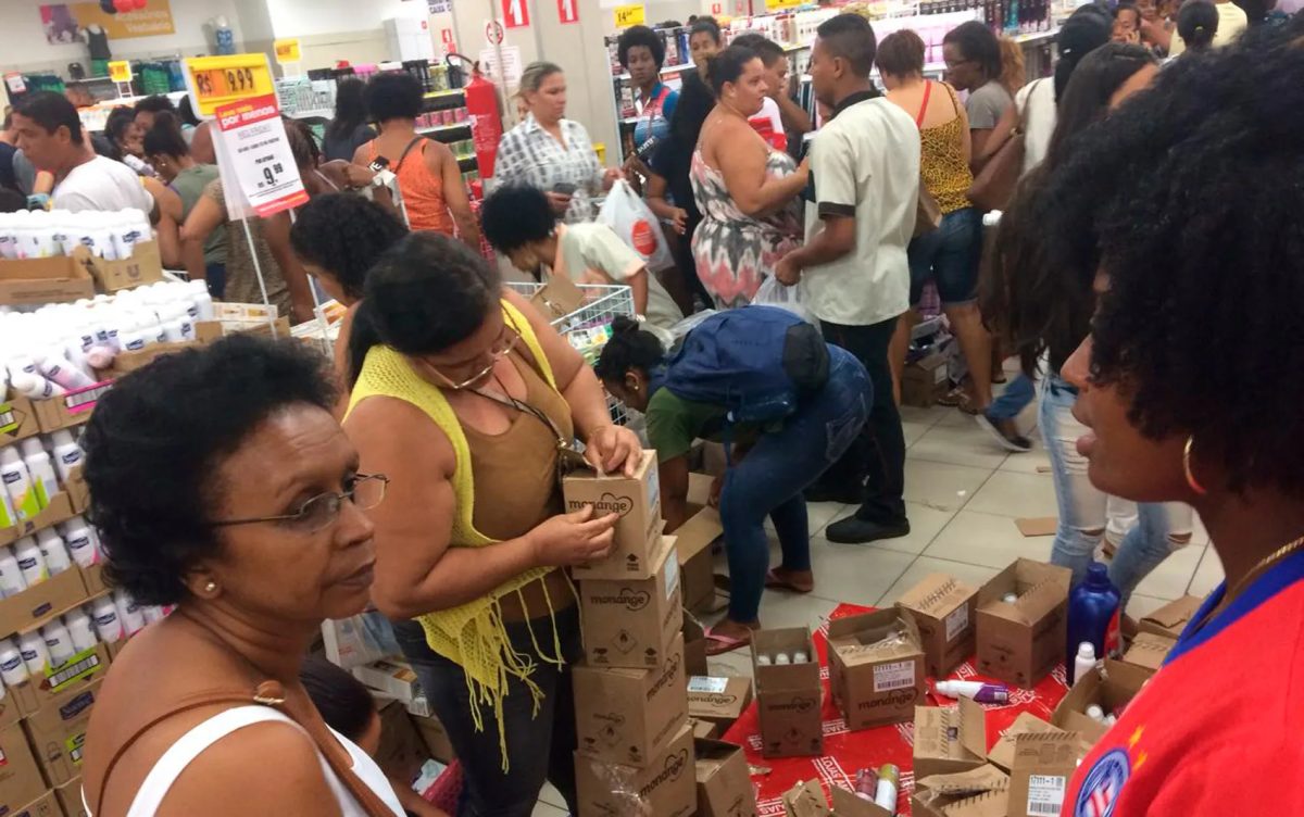 Ceará deve abrir 1,2 mil vagas temporárias entre novembro e dezembro, diz secretário