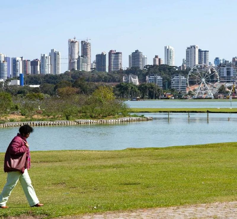 Chuva dá trégua no Paraná e massa de ar derruba temperaturas em regiões do estado; veja previsão