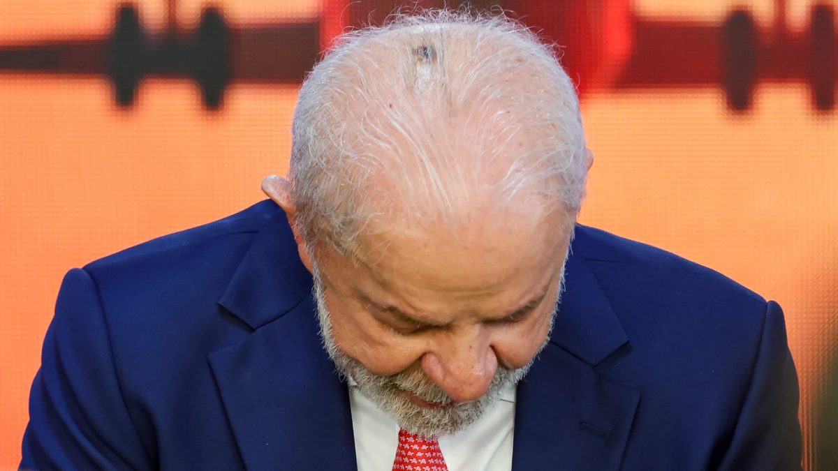 Com 81 anos não é possível querer reeleição, disse Lula há 4 anos