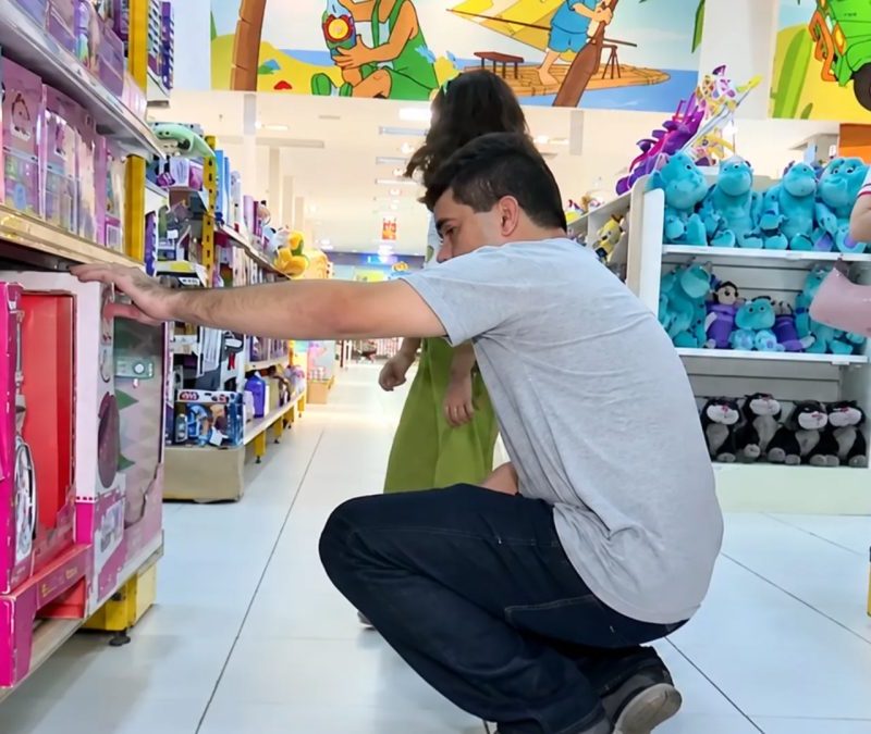 Com famílias mais endividadas, Dia das Crianças deve ter consumo estagnado em São Luís