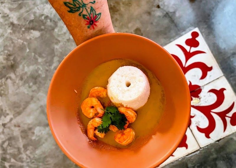 Cuscuz de arroz com Camarão Bar das Ostras: o encontro de dois patrimônios alagoanos