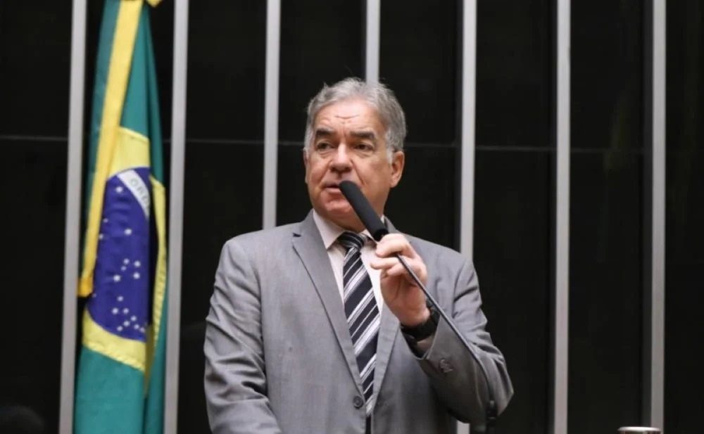 Deputado feirense não consegue reeleição mesmo com mais de 100 mil votos na Bahia
