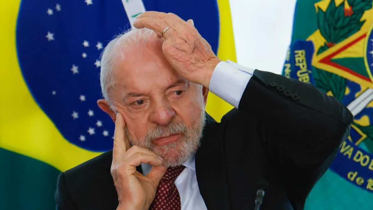 Desempenho ruim de Lula dificulta votação da 6 X 1 antes do 2º turno