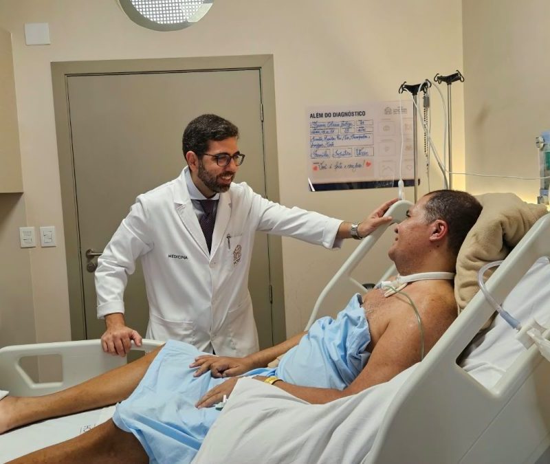 Dia Mundial dos Cuidados Paliativos: hospital de Salvador reabilita paciente com tumor cerebral