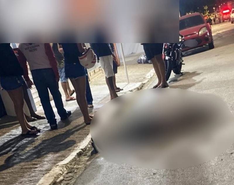 Dois são atacados com facão após discussão com homem sujo de sangue, em Arapiraca