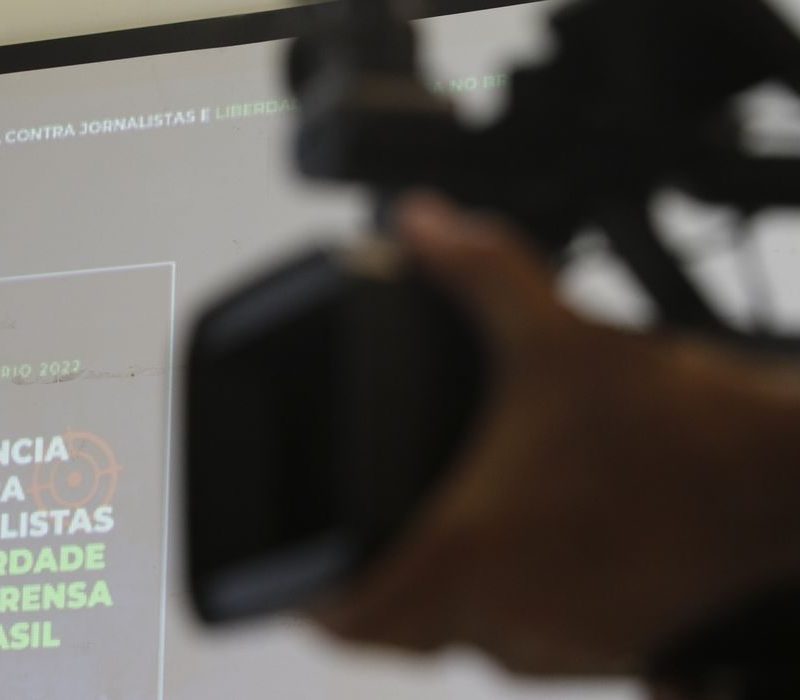 Em editorial, veículos independentes de imprensa defendem democracia