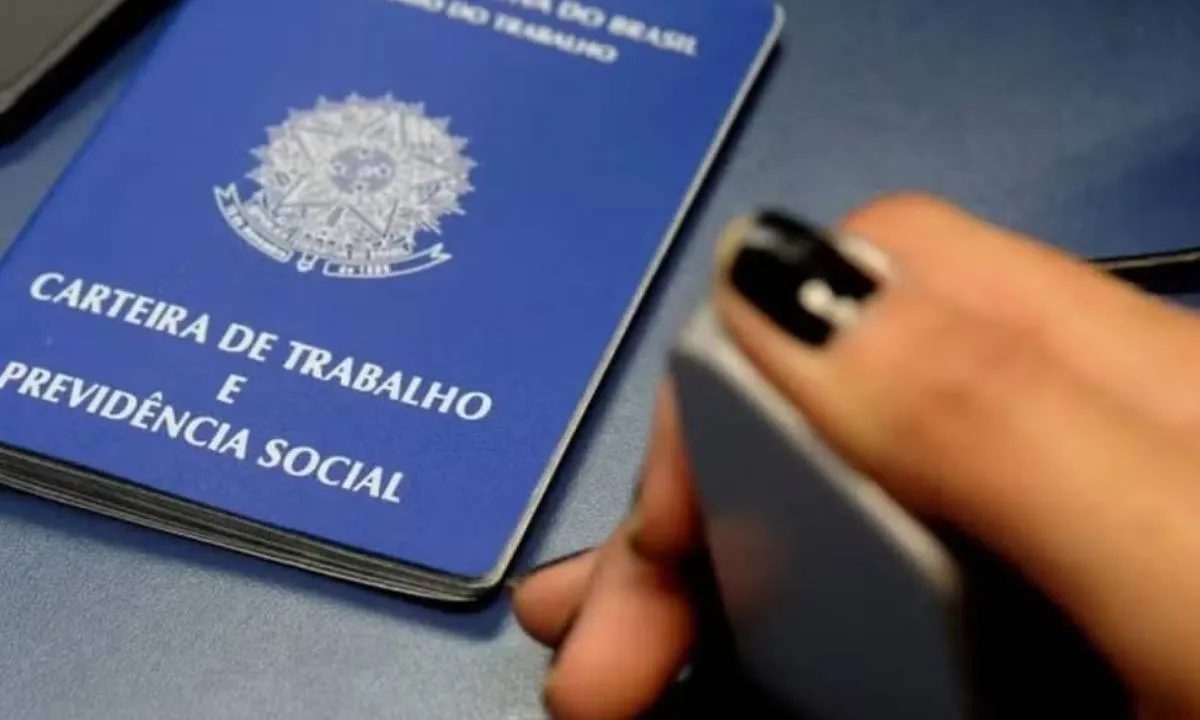 Empresas oferecem mais de 20 vagas de emprego em Goiás