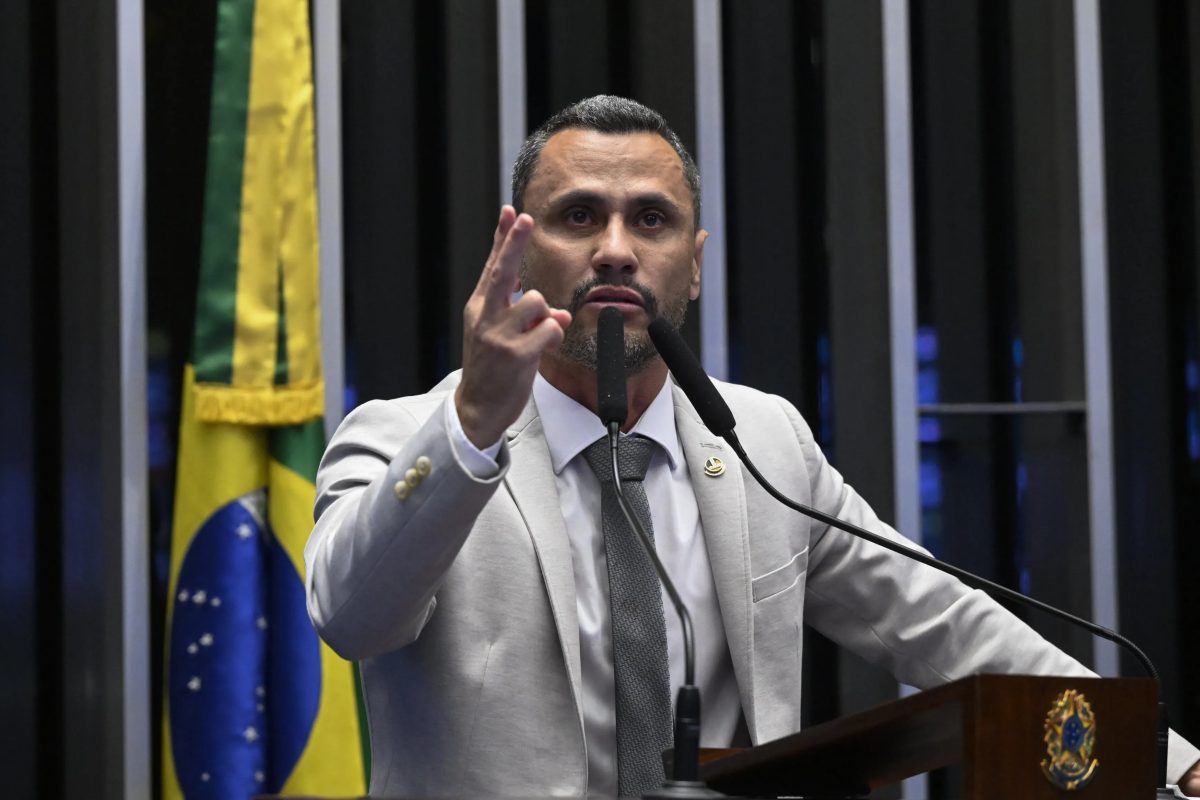 Fenômenos nas redes sociais, fortes nas urnas: quem são os políticos mineiros que mobilizam seguidores na internet