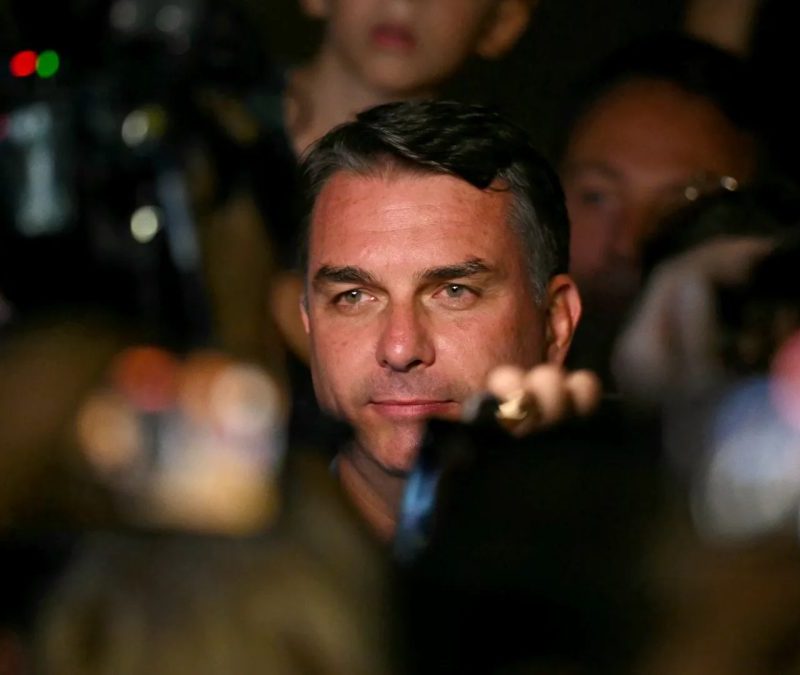 Flávio Bolsonaro venceu Lula no primeiro turno em uma única cidade do Ceará