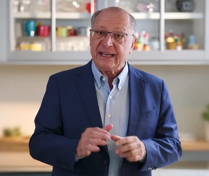 Flávio precisa dizer de onde cortará, diz Alckmin sobre tesouraço