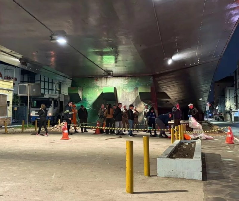 Gari é morto com golpes de pá enquanto trabalhava em Porto Alegre