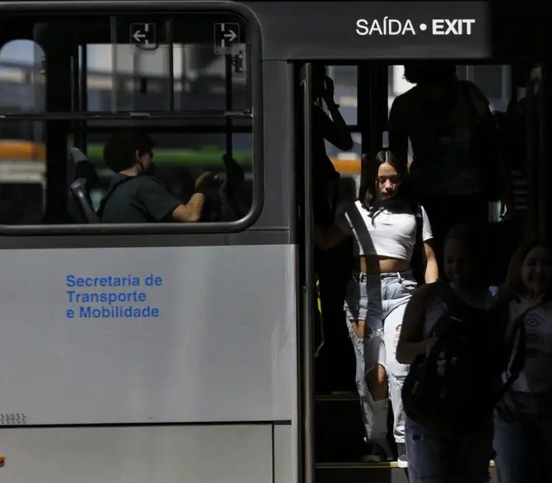 Governo envia ao Congresso proposta de tarifa zero no transporte