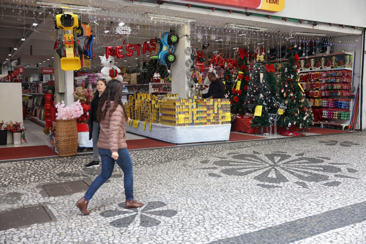 Halloween, Black Friday e Natal impulsionam o comércio de Curitiba na reta final do ano