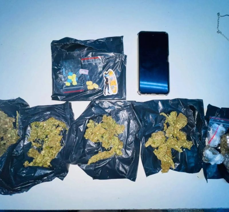 Homem é preso suspeito de fazer ‘delivery’ de drogas em bairro nobre de Salvador