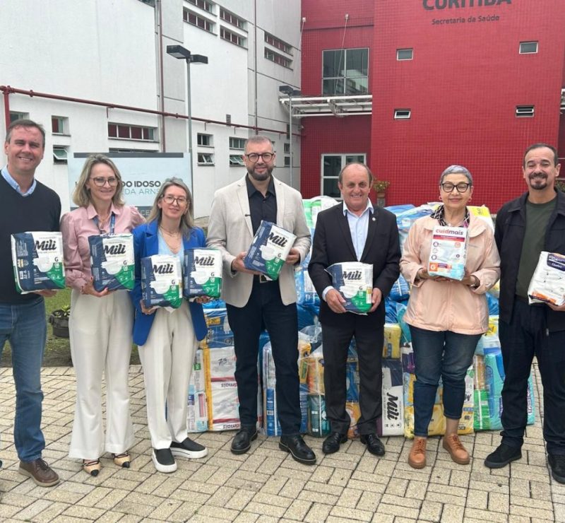 Hospital do Idoso em Curitiba recebe doação de 4 mil fraldas
