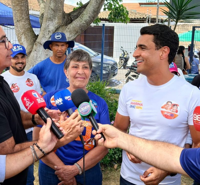 JHC e Rodrigo Cunha desembarcam em Arapiraca e acompanham votação de Célia Rocha