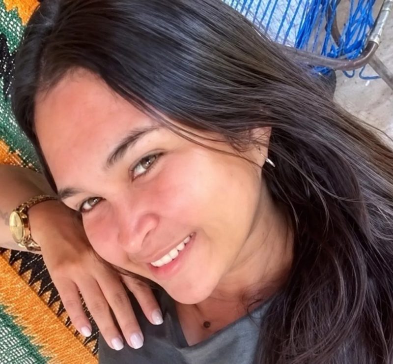 Jovem de 22 anos é encontrada morta com golpes de faca no pescoço em Bacabal; companheiro é suspeito